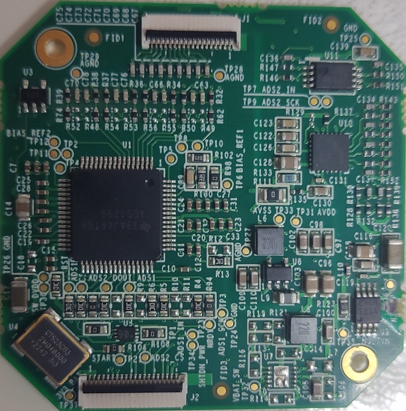 Uterine and fetal monitoring system analog signal processing board